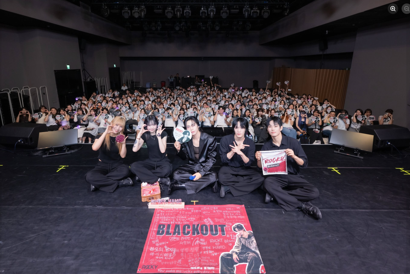 TAIPEI FAN CONCERT & FAN CAMP